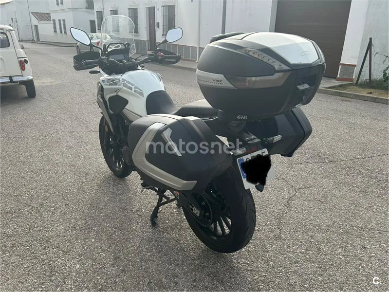 Honda CB 500 X – Vista 8