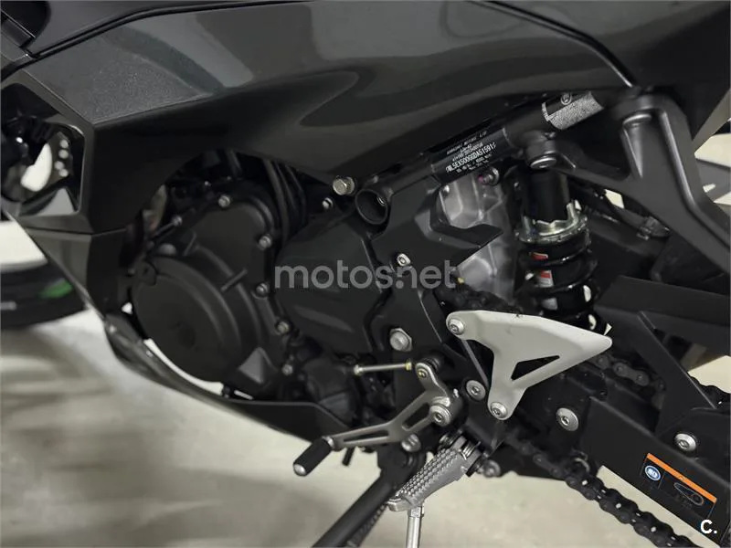 Kawasaki Ninja 500 – Vista 6
