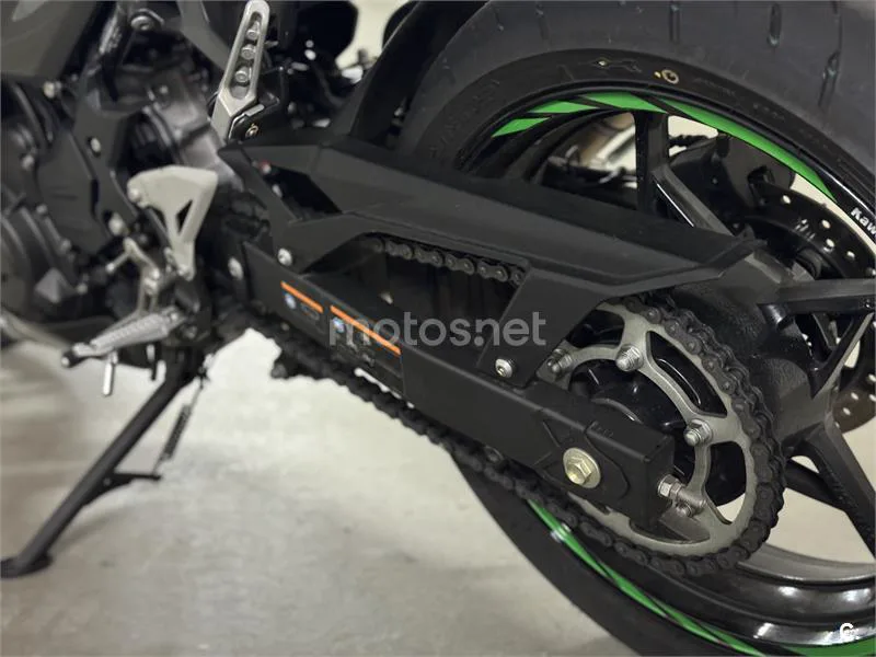 Kawasaki Ninja 500 – Vista 8