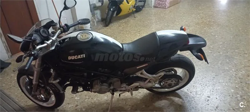Ducati Monster S4R – Vista 3