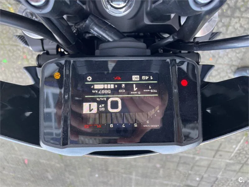 Yamaha MT-09 – Vista 6