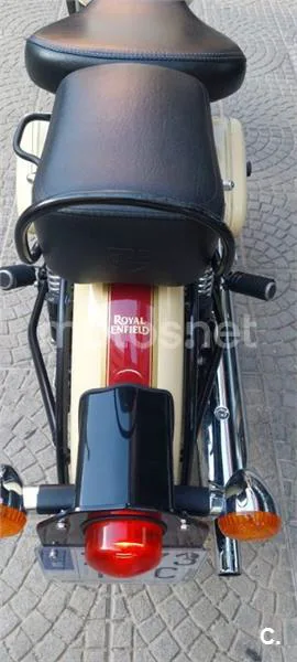 Royal Enfield Classic – Vista 6
