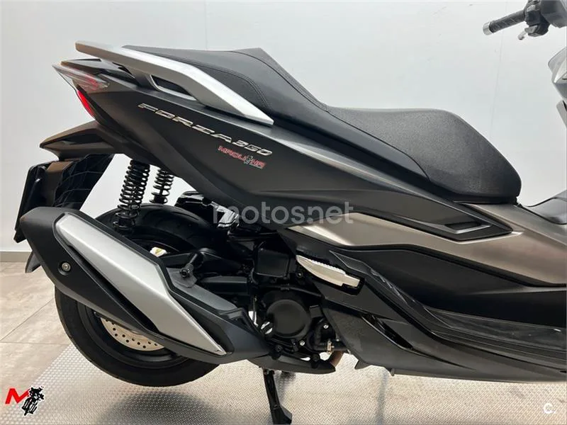 Honda Forza 350 – Vista 4