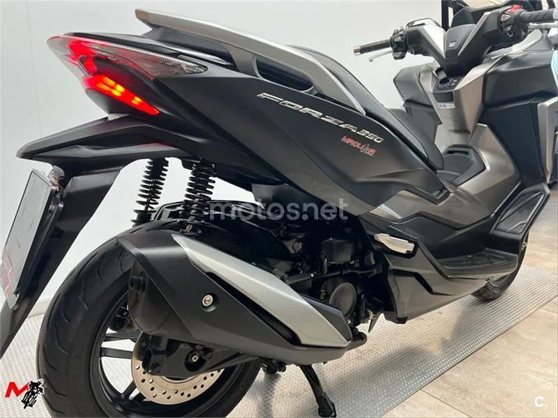 Honda Forza 350 – Vista 5