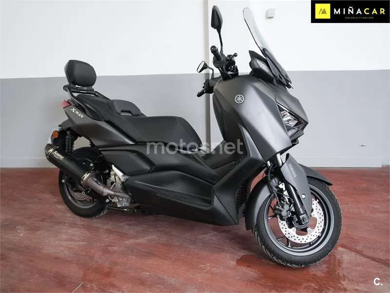 Yamaha XMAX 300 – Vista 10
