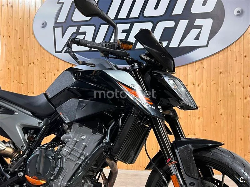 KTM 790 – Vista 15
