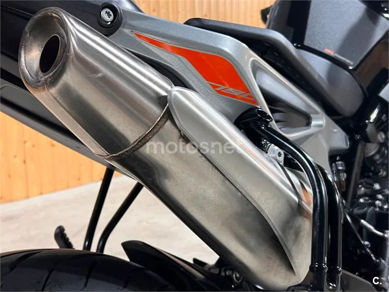 KTM 790 – Vista 25