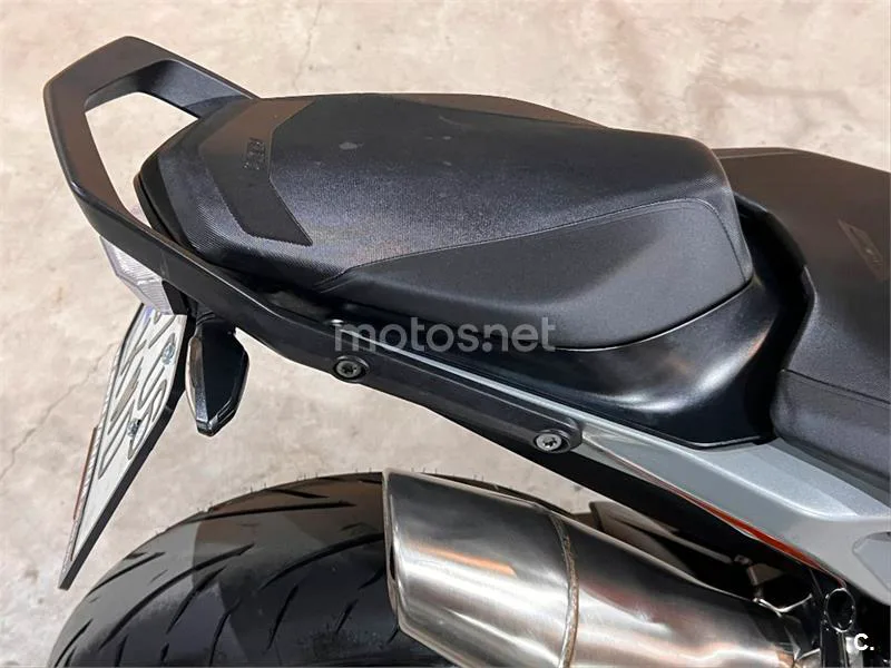KTM 790 – Vista 27