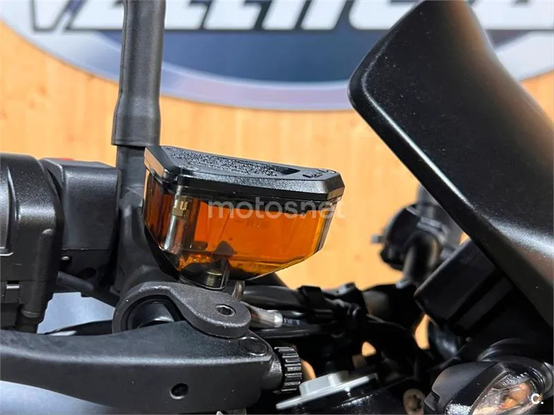 KTM 790 – Vista 30