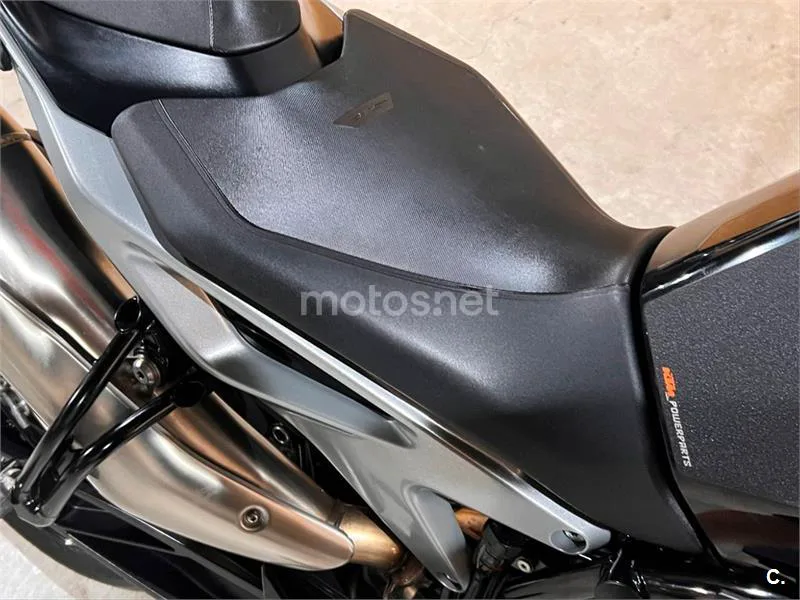 KTM 790 – Vista 33