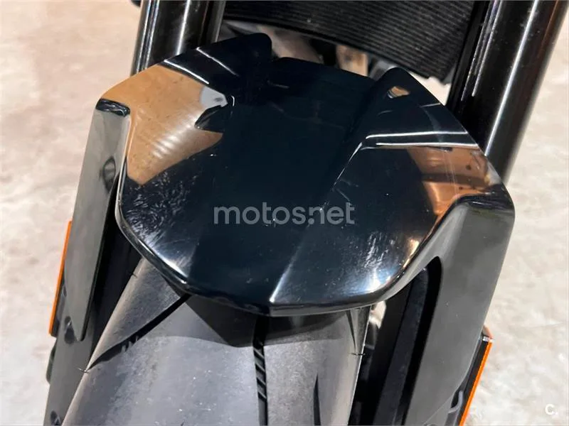 KTM 790 – Vista 37