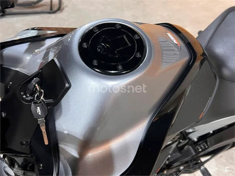 KTM 790 – Vista 50