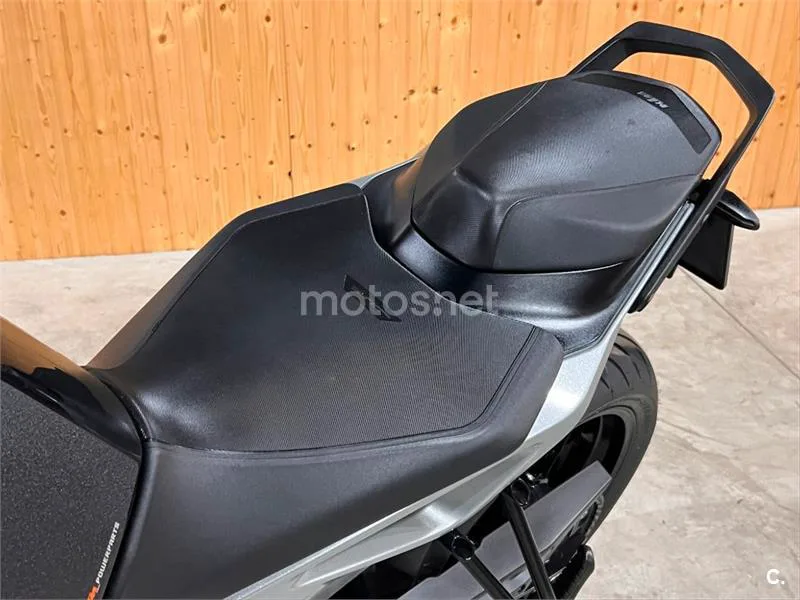 KTM 790 – Vista 54