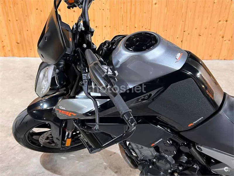 KTM 790 – Vista 58