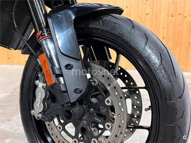 KTM 790 – Vista 7