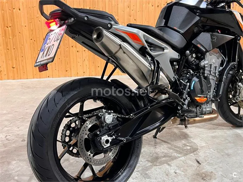 KTM 790 – Vista 63