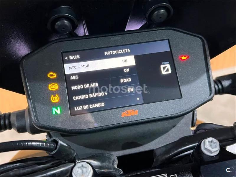 KTM 790 – Vista 71