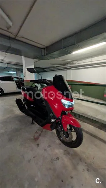 Yamaha NMAX – Vista 4