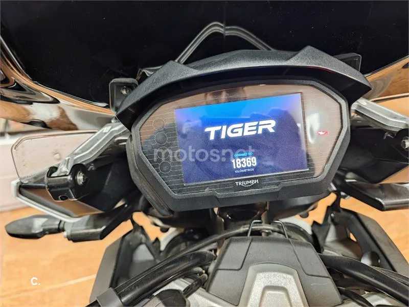 Triumph Tiger 1200 – Vista 2