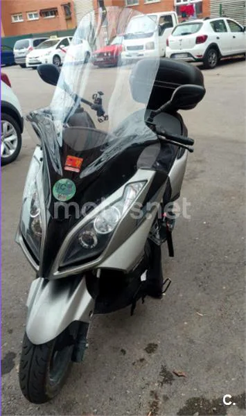 Kymco Super Dink 125i – Vista 2