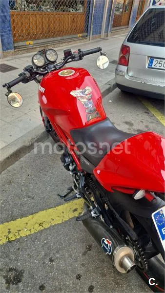 Ducati Monster 695 – Vista 2