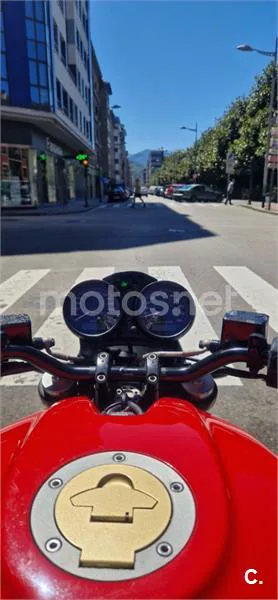 Ducati Monster 695 – Vista 4