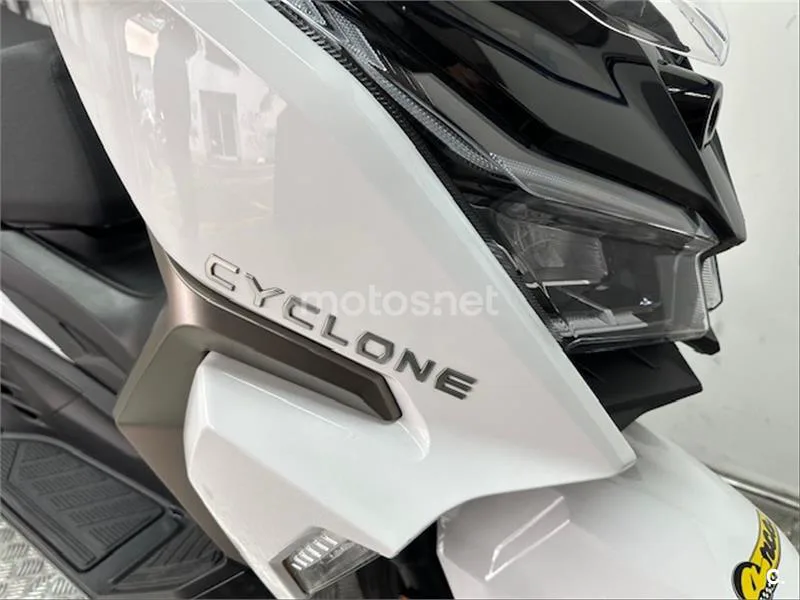 Cyclone RT 1 – Vista 14