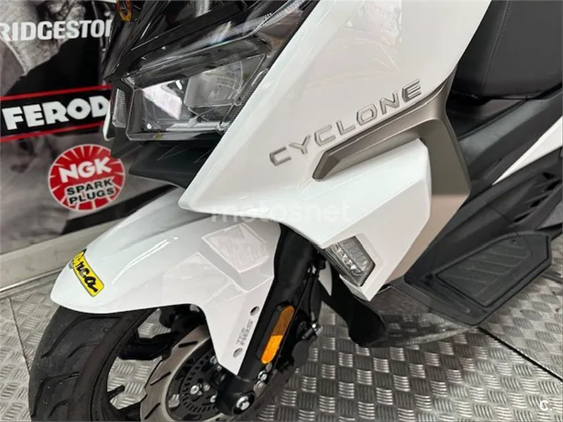 Cyclone RT 1 – Vista 19