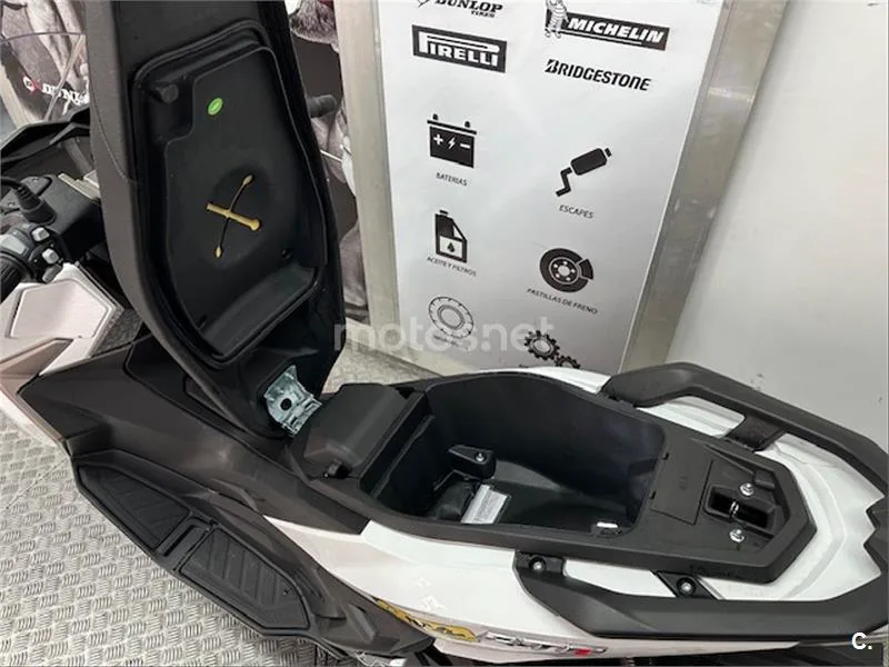 Cyclone RT 1 – Vista 30
