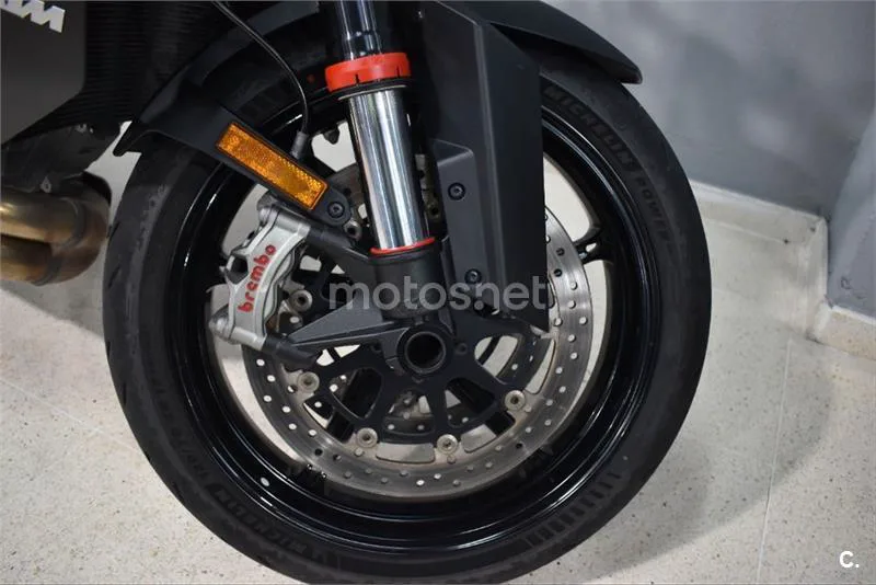KTM 1390 Super Duke R – Vista 7