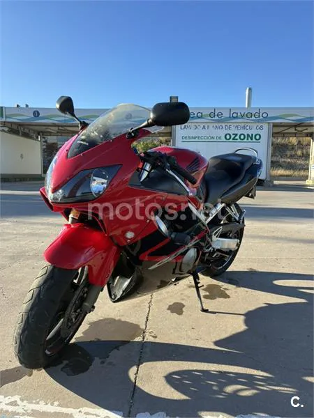 Honda CBR 600F – Vista 4
