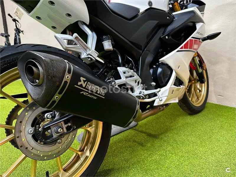 Yamaha R125 – Vista 10