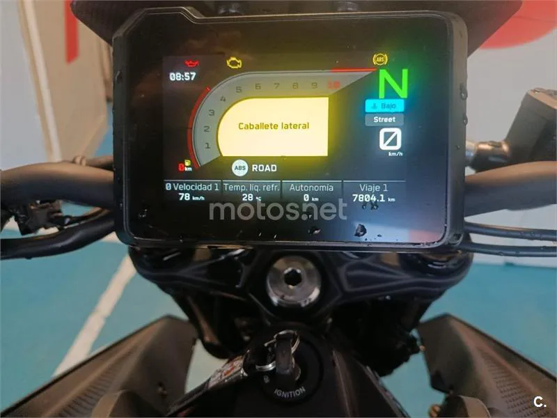 KTM 125 – Vista 6