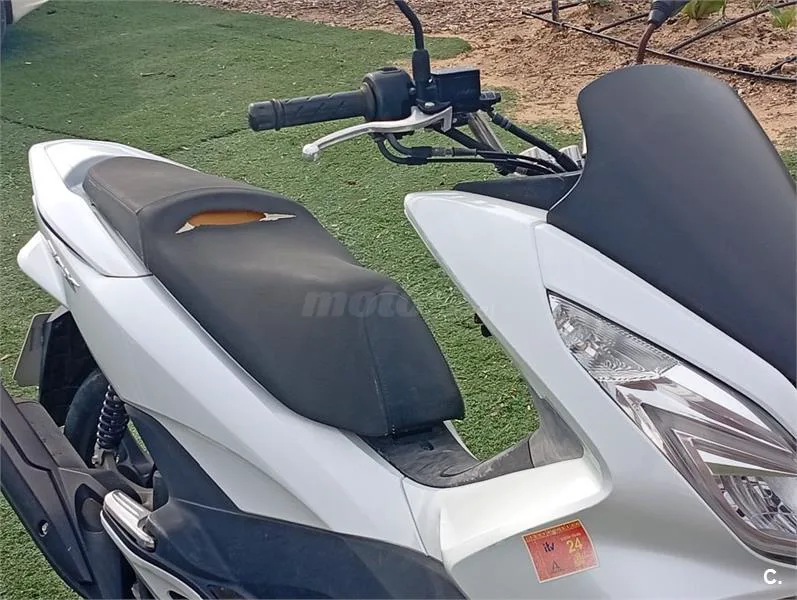 Honda PCX 125 – Vista 2