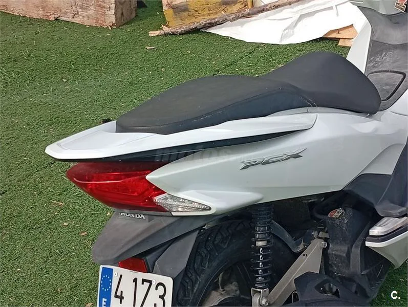 Honda PCX 125 – Vista 3
