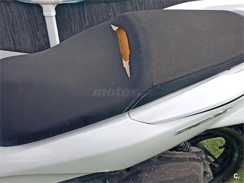 Honda PCX 125 – Vista 4