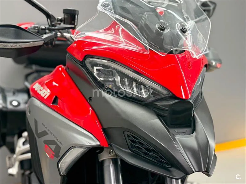 Ducati Multistrada V4 – Vista 8