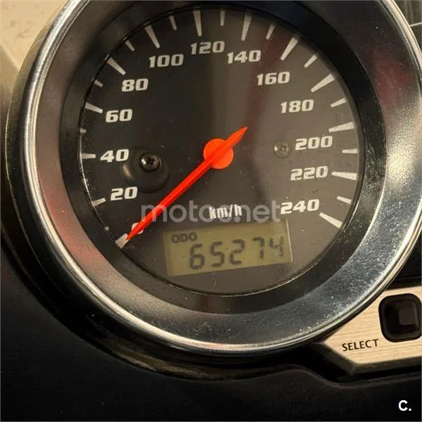 Suzuki Bandit 650 S – Vista 6