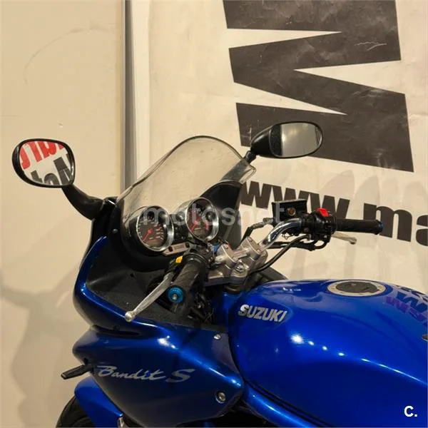 Suzuki Bandit 650 S – Vista 7