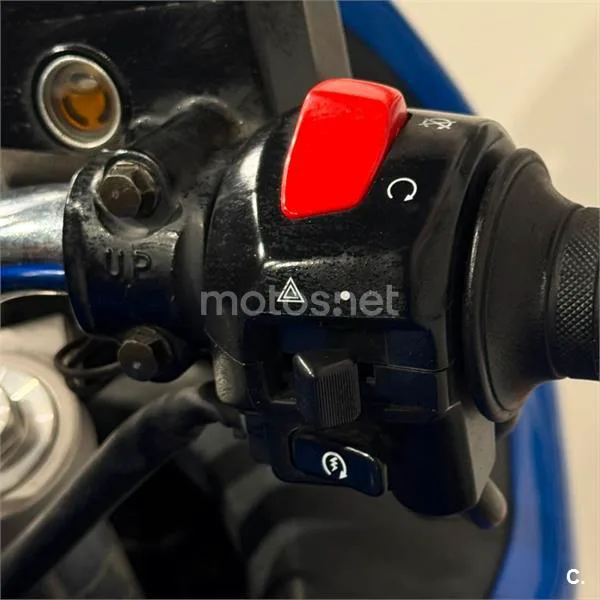 Suzuki Bandit 650 S – Vista 9
