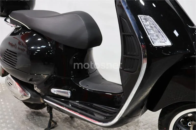 Vespa GTS 310 E5+ – Vista 12