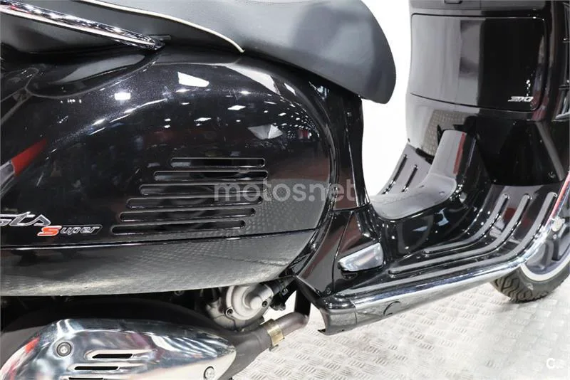 Vespa GTS 310 E5+ – Vista 15