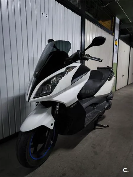 Kymco Super Dink 125i – Vista 2