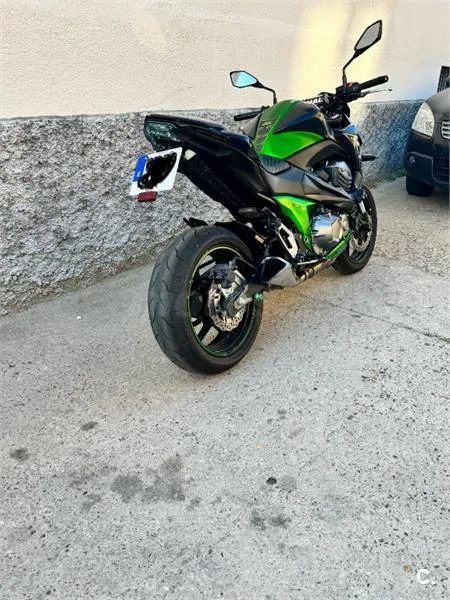Kawasaki Z 800 – Vista 3