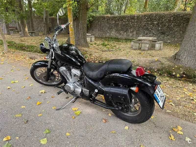 Honda VT 600 C Shadow – Vista 6