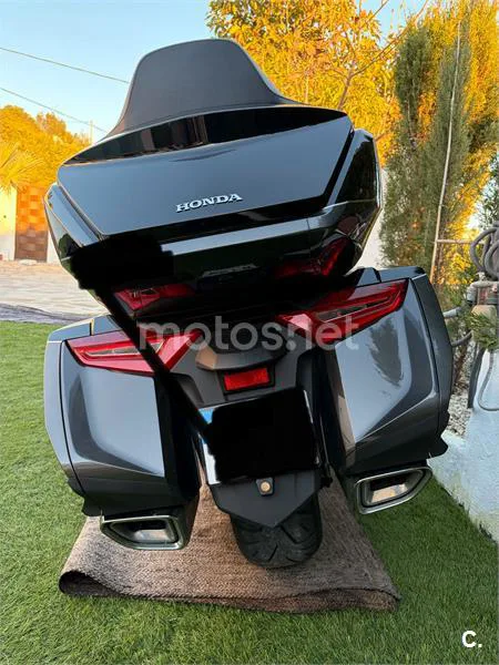 Honda GL 1800 Goldwing – Vista 7