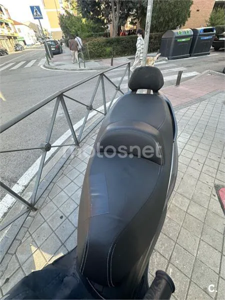 SYM Joymax 300 – Vista 6