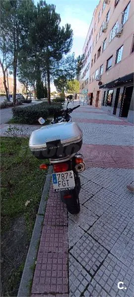 Suzuki XF 650 Freewind – Vista 3