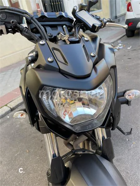 Yamaha MT-07 – Vista 5