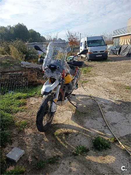 Moto Guzzi V 85 TT – Vista 3